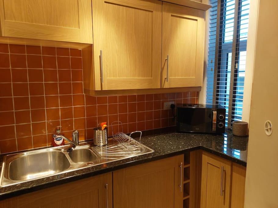 Crossways Cottage Quirky 2 Bedroom Cottage In Central Peebles Exterior photo